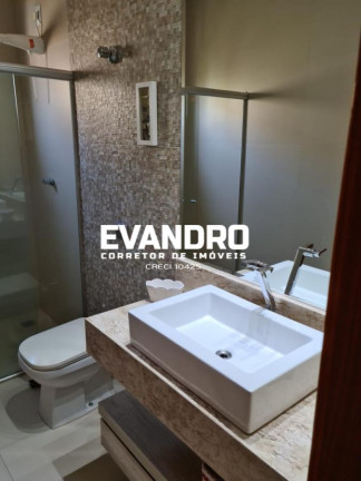 Imagem Casa com 4 Quartos à Venda, 375 m² em Condomínio Belvedere - Cuiabá Imagem Casa com 4 Quartos à Venda, 375 m² em Condomínio Belvedere - Cuiabá