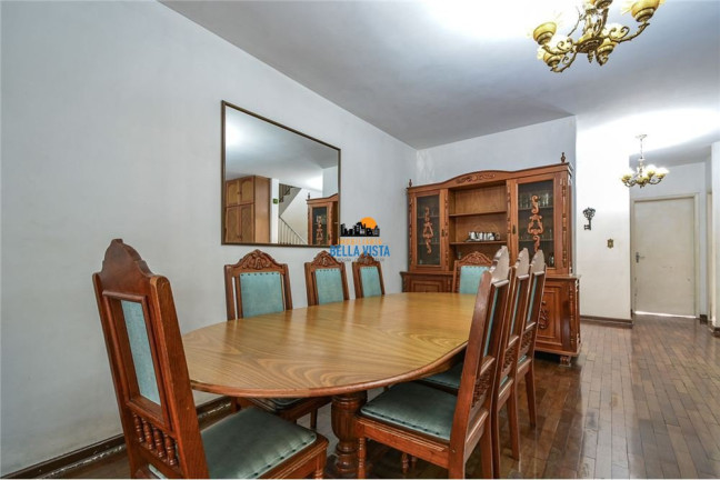 Imagem Casa com 4 Quartos à Venda, em Moema - São Paulo Imagem Casa com 4 Quartos à Venda, em Moema - São Paulo