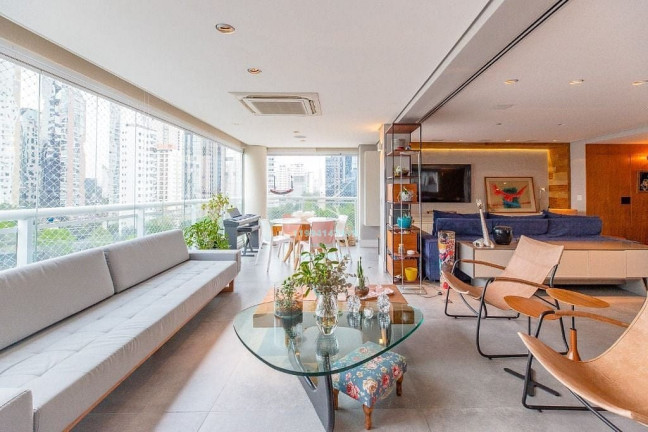 Imagem Apartamento com 3 Quartos à Venda, 201 m² em Itaim Bibi - São Paulo