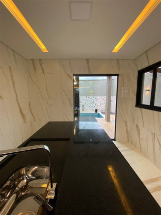 Imagem Sobrado com 3 Quartos à Venda, 117 m² em Tupi - Praia Grande
