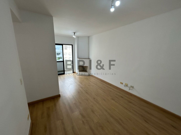 Apartamento com 3 Quartos para Alugar, 65 m² em Brooklin  - São Paulo