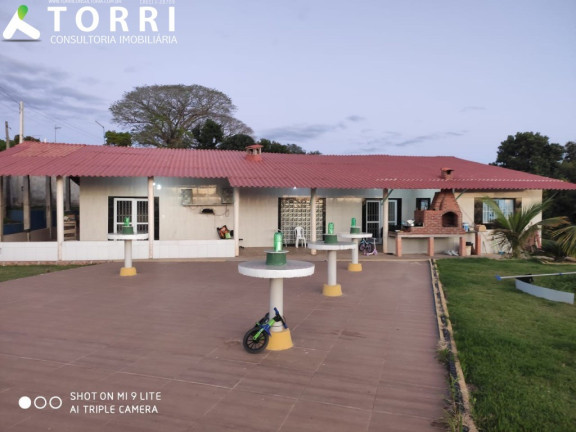Imagem Imóvel com 4 Quartos à Venda, em Piraporinha - Salto De Pirapora Imagem Imóvel com 4 Quartos à Venda, em Piraporinha - Salto De Pirapora