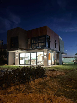 Imagem Casa com 4 Quartos à Venda, em Rainha Do Mar - Xangri-lá Imagem Casa com 4 Quartos à Venda, em Rainha Do Mar - Xangri-lá