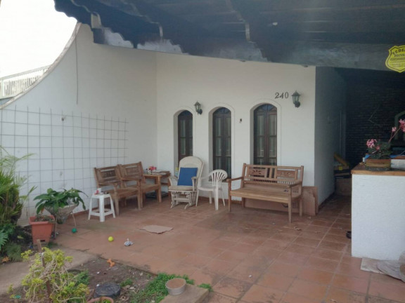 Imagem Casa com 2 Quartos à Venda, 177 m² em Flórida - Praia Grande Imagem Casa com 2 Quartos à Venda, 177 m² em Flórida - Praia Grande