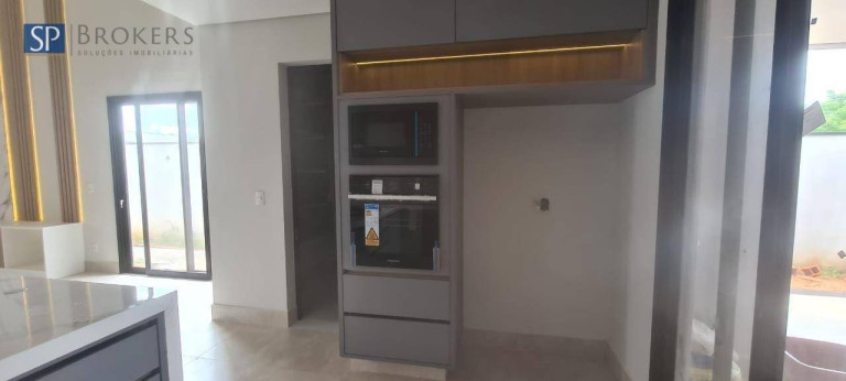 Imagem Casa com 3 Quartos à Venda, 226 m² em Alphaville - Campinas Imagem Casa com 3 Quartos à Venda, 226 m² em Alphaville - Campinas