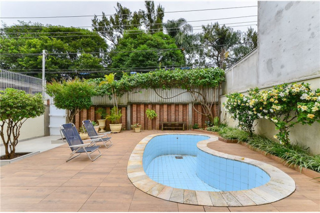Imagem Casa com 4 Quartos à Venda, 400 m² em Planalto Paulista - São Paulo Imagem Casa com 4 Quartos à Venda, 400 m² em Planalto Paulista - São Paulo