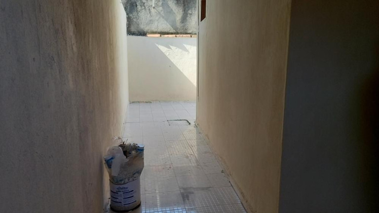 Imagem Imóvel com 1 Quarto para Alugar, 120 m² em Campo Grande - Rio De Janeiro Imagem Imóvel com 1 Quarto para Alugar, 120 m² em Campo Grande - Rio De Janeiro