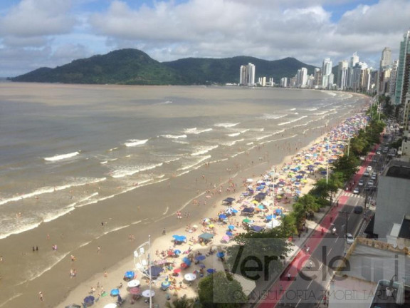 Imagem Apartamento com 3 Quartos à Venda, 140 m² em Centro - Balneário Camboriú
