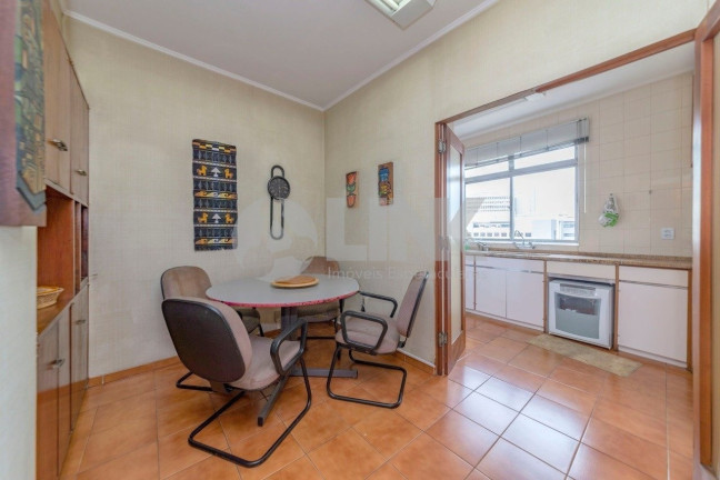 Imagem Apartamento com 3 Quartos à Venda, 171 m² em Rio Branco - Porto Alegre Imagem Apartamento com 3 Quartos à Venda, 171 m² em Rio Branco - Porto Alegre