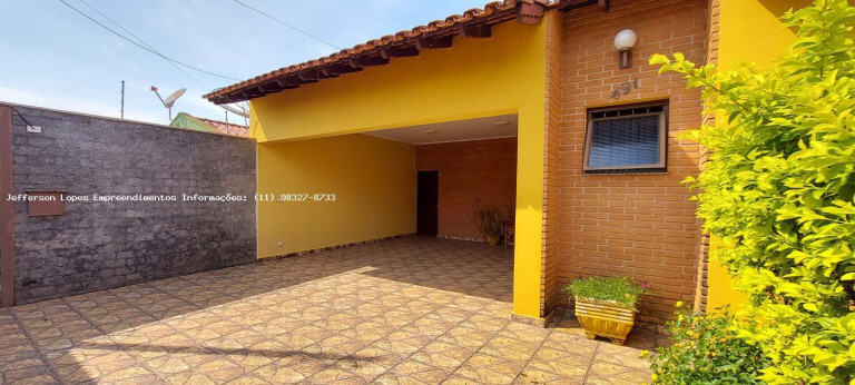 Casa com 3 Quartos à Venda, 266 m² em Jardim Celani - Salto