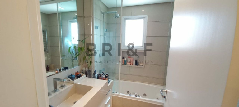 Imagem Apartamento com 2 Quartos à Venda, 145 m² em Brooklin - São Paulo Imagem Apartamento com 2 Quartos à Venda, 145 m² em Brooklin - São Paulo