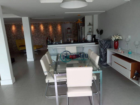 Imagem Casa com 3 Quartos à Venda, 205 m² em Maralegre - Niterói
