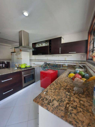 Imagem Casa com 5 Quartos à Venda, 330 m² em Itaipu - Niterói Imagem Casa com 5 Quartos à Venda, 330 m² em Itaipu - Niterói