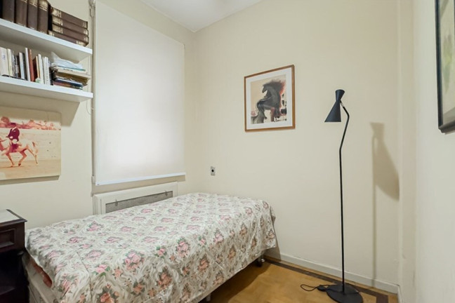 Imagem Apartamento com 4 Quartos à Venda, 190 m² em Rio Branco - Porto Alegre Imagem Apartamento com 4 Quartos à Venda, 190 m² em Rio Branco - Porto Alegre