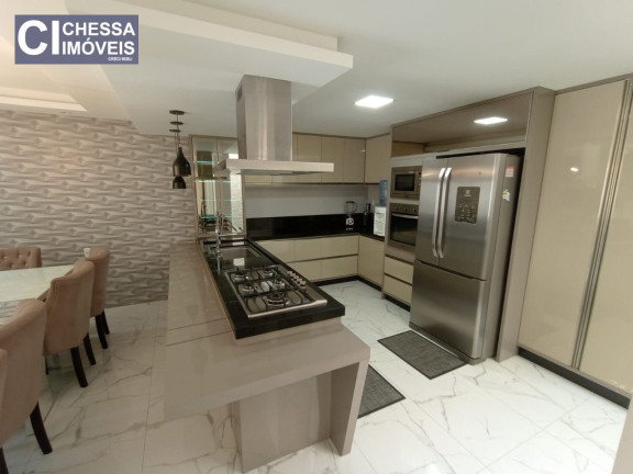 Imagem Casa com 6 Quartos à Venda, 377 m² em Fazenda - Itajaí Imagem Casa com 6 Quartos à Venda, 377 m² em Fazenda - Itajaí