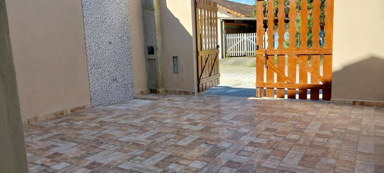 Imagem Casa com 2 Quartos à Venda, 150 m² em Nova Itanhaém - Itanhaém Imagem Casa com 2 Quartos à Venda, 150 m² em Nova Itanhaém - Itanhaém