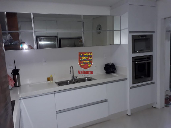 Imagem Casa com 3 Quartos à Venda, 270 m² em Coloninha - Florianópolis Imagem Casa com 3 Quartos à Venda, 270 m² em Coloninha - Florianópolis