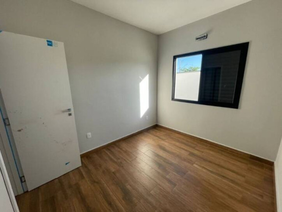 Imagem Casa com 3 Quartos à Venda, 186 m² em Jardim Santa Teresa - Taubaté Imagem Casa com 3 Quartos à Venda, 186 m² em Jardim Santa Teresa - Taubaté