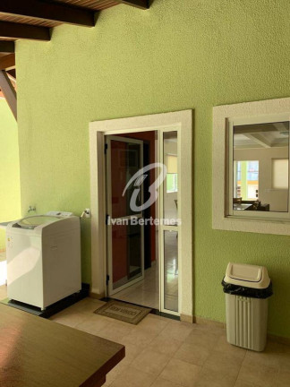 Imagem Sobrado com 3 Quartos para Temporada, em Bombas - Bombinhas Imagem Sobrado com 3 Quartos para Temporada, em Bombas - Bombinhas