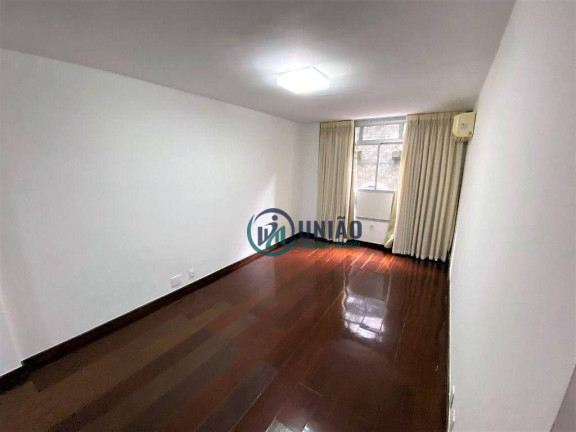Imagem Apartamento com 4 Quartos à Venda, 260 m² em Icaraí - Niterói