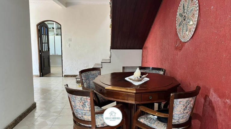 Imagem Sobrado com 5 Quartos à Venda, 203 m² em Vila Sao Paulo - Itanhaém Imagem Sobrado com 5 Quartos à Venda, 203 m² em Vila Sao Paulo - Itanhaém