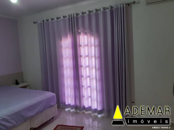 Imagem Casa com 3 Quartos à Venda, 250 m² em Piraporinha - Diadema