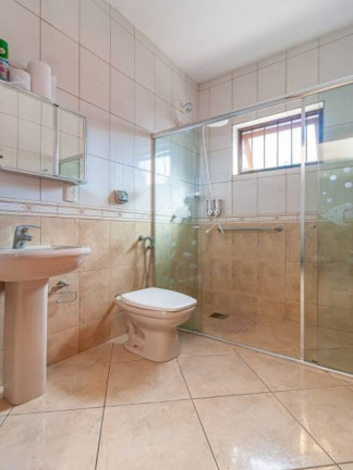 Imagem Casa com 3 Quartos à Venda, 204 m² em Jardim Sabará - Porto Alegre Imagem Casa com 3 Quartos à Venda, 204 m² em Jardim Sabará - Porto Alegre