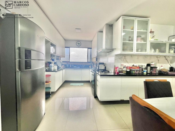 Imagem Imóvel com 4 Quartos à Venda, 264 m² em Umarizal - Belém Imagem Imóvel com 4 Quartos à Venda, 264 m² em Umarizal - Belém