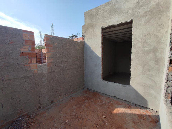 Imagem Imóvel com 
            	3             Quartos à Venda, 136 m² em 
            	Sitios Santa Luzia             - 
            	Aparecida De Goiania            