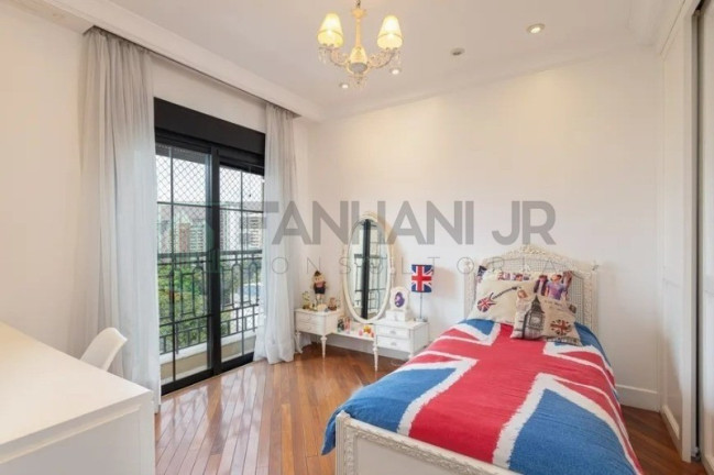 Imagem Imóvel com 4 Quartos à Venda, 315 m² em Jardim Europa - São Paulo Imagem Imóvel com 4 Quartos à Venda, 315 m² em Jardim Europa - São Paulo