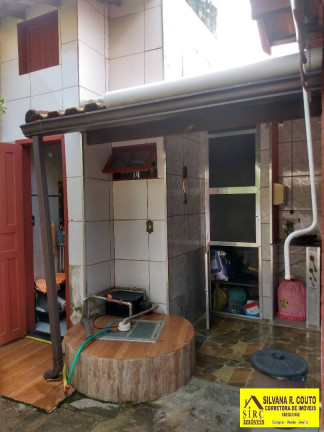 Imagem Casa com 4 Quartos à Venda, 360 m² em Itaipuaçu - Maricá Imagem Casa com 4 Quartos à Venda, 360 m² em Itaipuaçu - Maricá