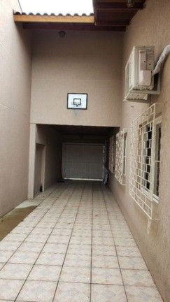 Imagem Casa com 3 Quartos à Venda, 232 m² em Uberaba - Curitiba