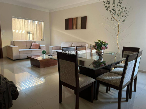 Imagem Casa com 3 Quartos à Venda, 238 m² Imagem Casa com 3 Quartos à Venda, 238 m²