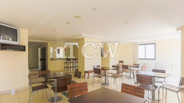 Apartamento com 2 Quartos à Venda, 64 m² em Aclimação - São Paulo