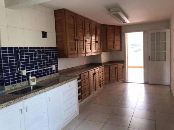 Imagem Apartamento com 2 Quartos à Venda, 140 m² em Centro - Nova Friburgo Imagem Apartamento com 2 Quartos à Venda, 140 m² em Centro - Nova Friburgo
