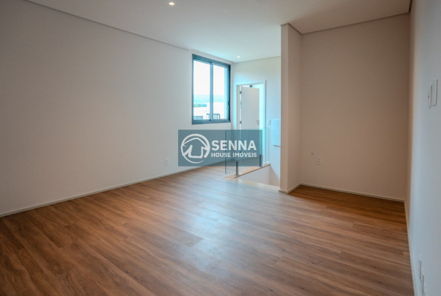 Imagem Casa com 4 Quartos à Venda, 348 m² em Vila Nova Esperia - Jundiaí Imagem Casa com 4 Quartos à Venda, 348 m² em Vila Nova Esperia - Jundiaí