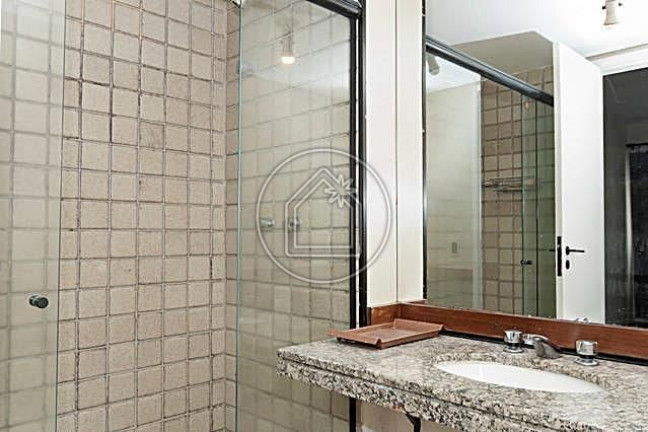 Imagem Apartamento com 2 Quartos à Venda, 74 m² em Leblon - Rio De Janeiro