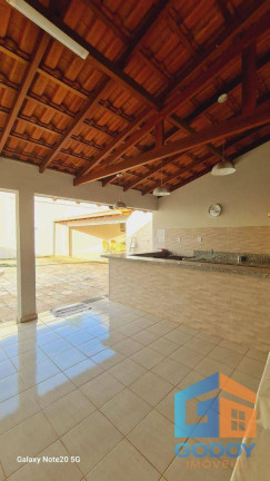 Imagem Sobrado com 5 Quartos para Alugar, 496 m² em Jardim Das Américas - Cuiabá