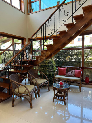 Imagem Casa com 3 Quartos para Temporada, 390 m² em Bertioga