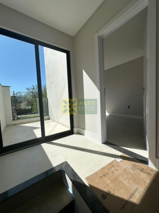 Imagem Casa com 2 Quartos à Venda, 110 m² em Canto Grande - Bombinhas Imagem Casa com 2 Quartos à Venda, 110 m² em Canto Grande - Bombinhas