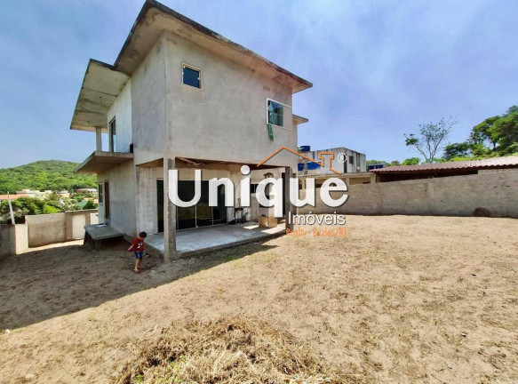 Imagem Casa com 4 Quartos à Venda, 260 m² em Bosque Do Peró - Cabo Frio Imagem Casa com 4 Quartos à Venda, 260 m² em Bosque Do Peró - Cabo Frio