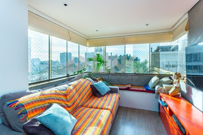 Imagem Apartamento com 2 Quartos à Venda, 89 m² em Moinhos De Vento - Porto Alegre