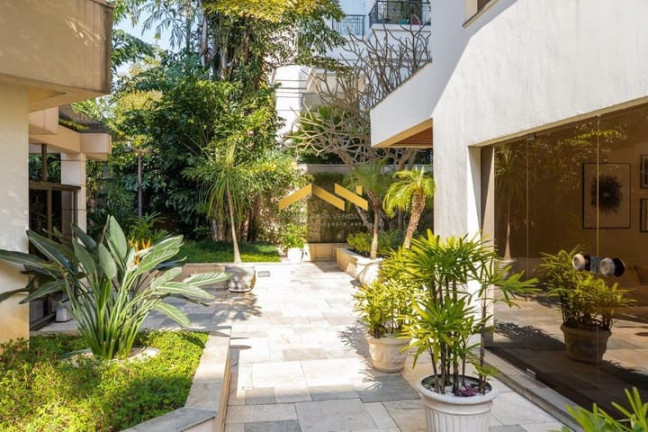 Imagem Apartamento com 4 Quartos à Venda, 200 m² em Moema - São Paulo Imagem Apartamento com 4 Quartos à Venda, 200 m² em Moema - São Paulo