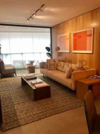 Imóvel com 2 Quartos à Venda, 97 m² em Jardins - São Paulo