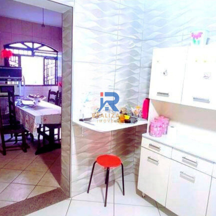 Imagem Casa com 7 Quartos à Venda, 360 m² em Nazaré - Belo Horizonte