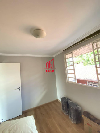 Imagem Casa com 3 Quartos à Venda, 181 m² em São Lourenço - Curitiba Imagem Casa com 3 Quartos à Venda, 181 m² em São Lourenço - Curitiba