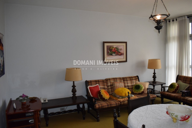 Imagem Imóvel com 2 Quartos à Venda, 94 m² em Região De Capivari - Campos Do Jordão Imagem Imóvel com 2 Quartos à Venda, 94 m² em Região De Capivari - Campos Do Jordão