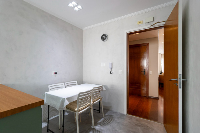 Imagem Apartamento com 3 Quartos à Venda, 180 m² em Brooklin - São Paulo Imagem Apartamento com 3 Quartos à Venda, 180 m² em Brooklin - São Paulo