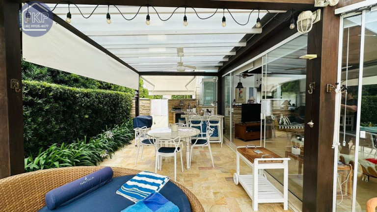 Imagem Casa com 4 Quartos à Venda, 400 m² em Jurerê Internacional - Florianópolis