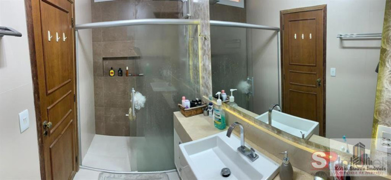 Imagem Casa com 4 Quartos à Venda, 294 m² em Bosque Da Saúde - São Paulo Imagem Casa com 4 Quartos à Venda, 294 m² em Bosque Da Saúde - São Paulo